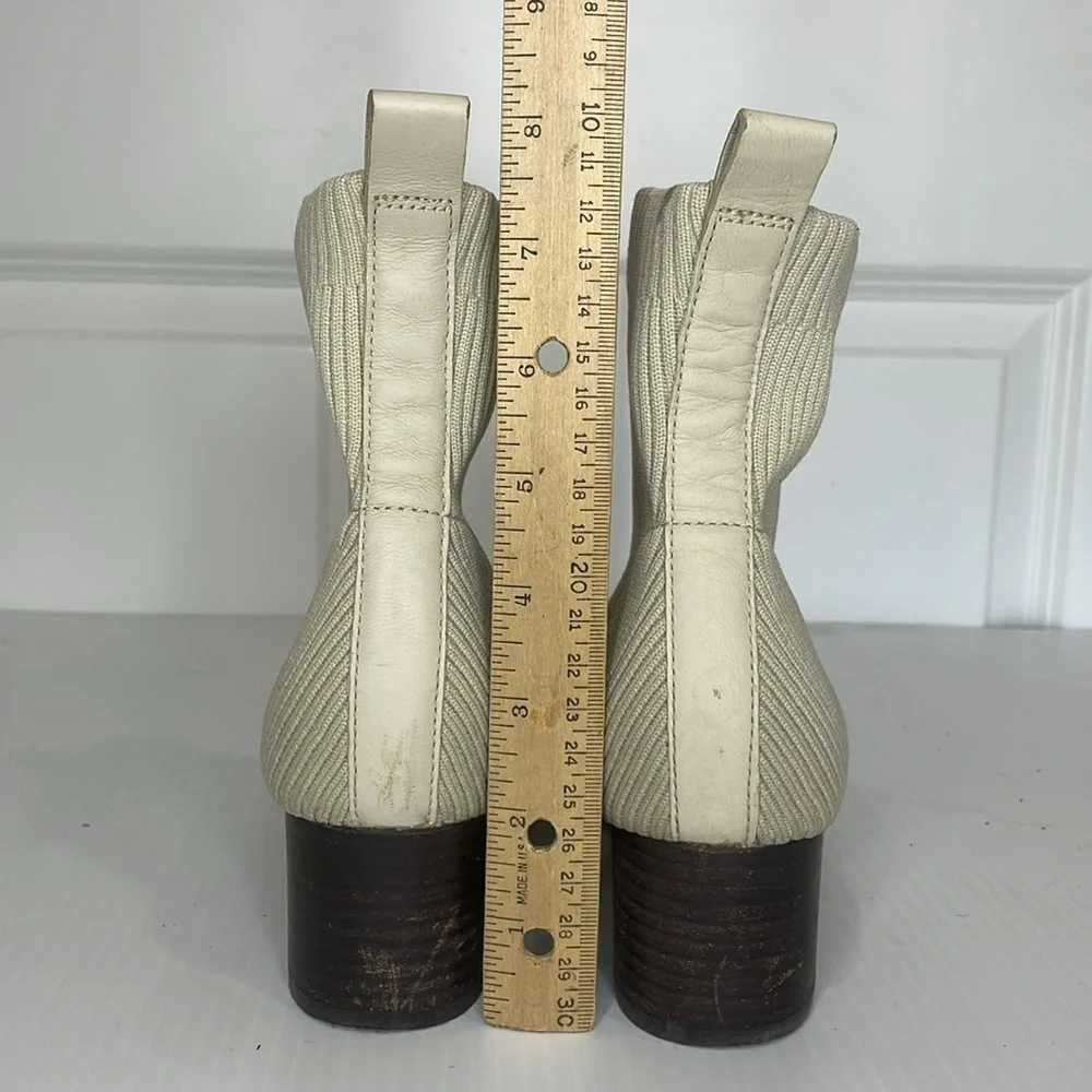 Everlane The Glove Boots Size 7.5 Bone Cream Stacked Heel